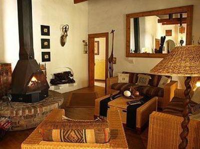 фото отеля Old Thatch Lodge