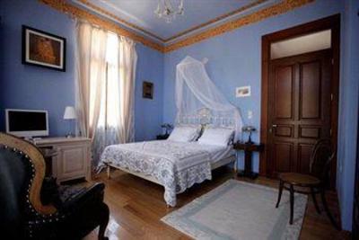 фото отеля Traditional Hotel Ianthe