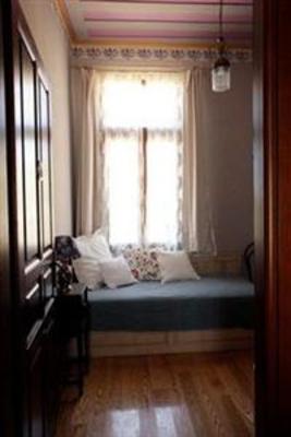 фото отеля Traditional Hotel Ianthe