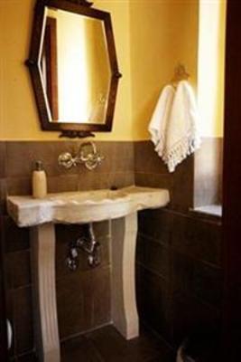 фото отеля Traditional Hotel Ianthe