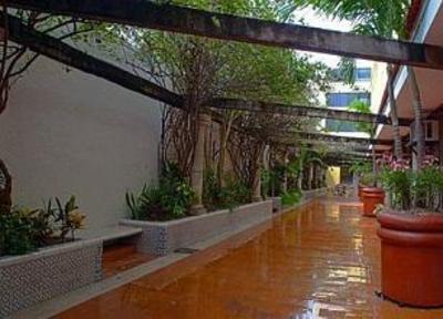 фото отеля Suites Colonial