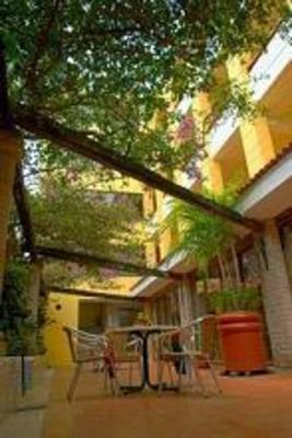 фото отеля Suites Colonial