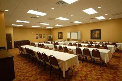 фото отеля Best Western Inn & Suites Crandon