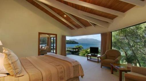 фото отеля Solitaire Lodge