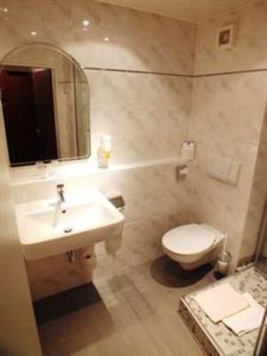 фото отеля BEST WESTERN Donner's Hotel