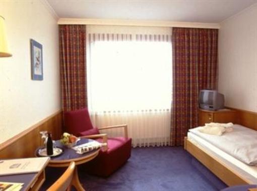 фото отеля BEST WESTERN Donner's Hotel