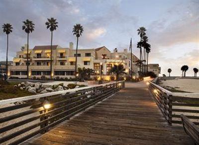 фото отеля Sandcastle Inn Pismo Beach