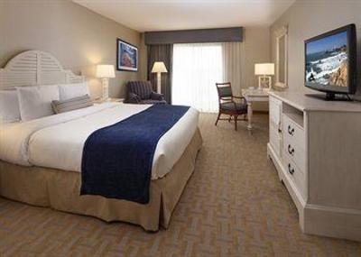 фото отеля Sandcastle Inn Pismo Beach