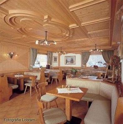 фото отеля Hotel Latemar Spitze