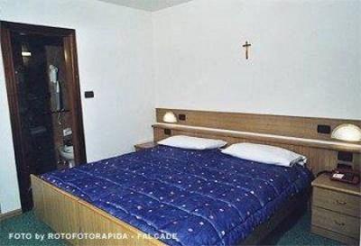 фото отеля Hotel Latemar Spitze