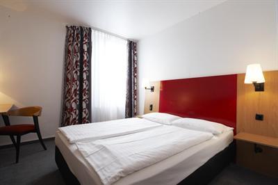 фото отеля Intercityhotel Gelsenkirchen