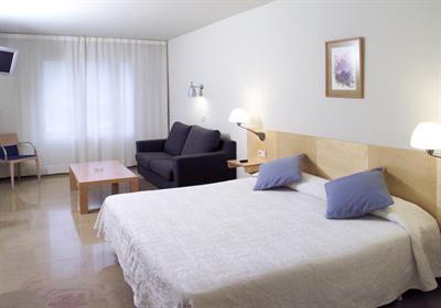фото отеля Hotel Rambla Figueres