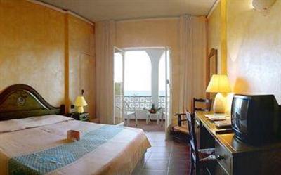фото отеля Grand Hotel Capo Boi