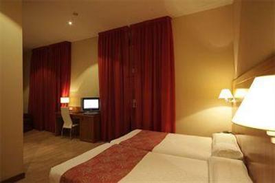 фото отеля Hotel Ateneo Puerta del Sol