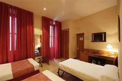 фото отеля Hotel Ateneo Puerta del Sol