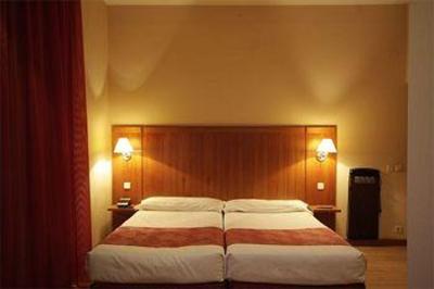 фото отеля Hotel Ateneo Puerta del Sol