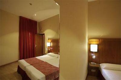 фото отеля Hotel Ateneo Puerta del Sol