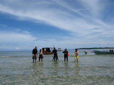 фото отеля Bunaken Cha Cha Nature Resort