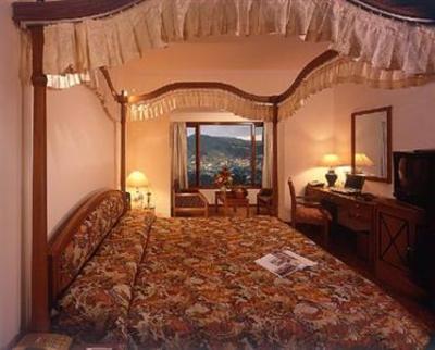фото отеля Holiday Inn Gem Park Ooty