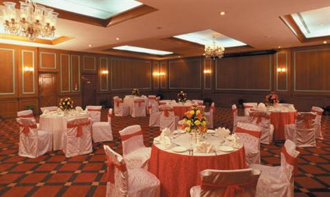 фото отеля Holiday Inn Gem Park Ooty