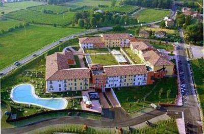 фото отеля Hotel Parchi del Garda Lazise