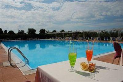 фото отеля Borgo Degli Olivi Hotel Piombino