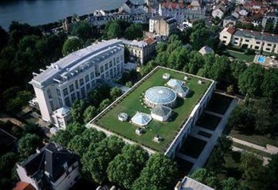 фото отеля Vichy Spa Hotel Les Celestins