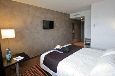 фото отеля Brit Hotel Atalante Beaulieu