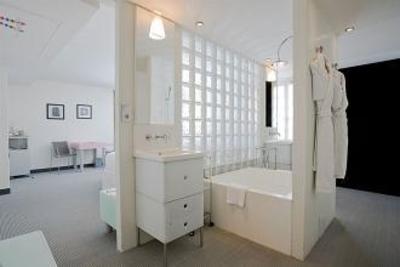 фото отеля Kube Hotel