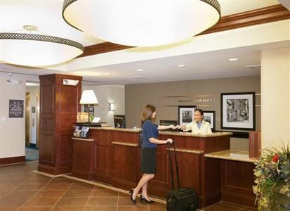 фото отеля Hampton Inn South Plainfield-Piscataway