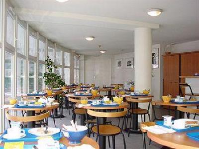 фото отеля Sejours & Affaires Aparthotel Poitiers Lamartine