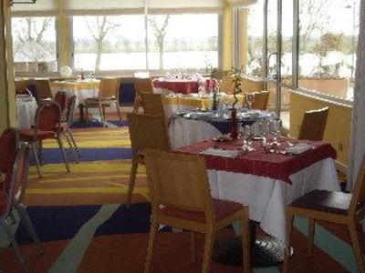 фото отеля Park Inn by Radisson Macon