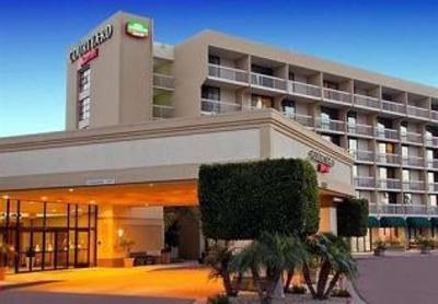 фото отеля Courtyard by Marriott Oxnard Ventura