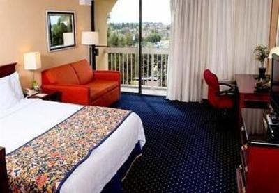 фото отеля Courtyard by Marriott Oxnard Ventura