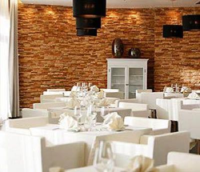 фото отеля Mira Hotel Yuzhno-Sakhalinsk