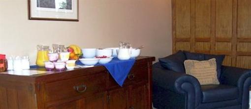 фото отеля Autumn Leaves Guest House Whitby