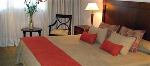 фото отеля Reconquista Garden Hotel Buenos Aires