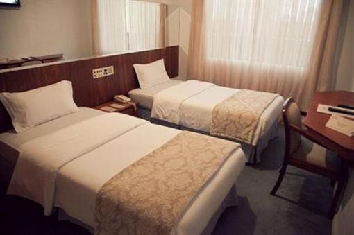 фото отеля Kuster Hotel