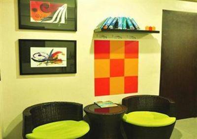 фото отеля The Fort Budget Hotel - Bonifacio Global City