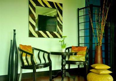 фото отеля The Fort Budget Hotel - Bonifacio Global City