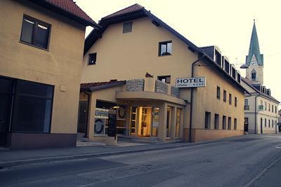 фото отеля Hotel Opara