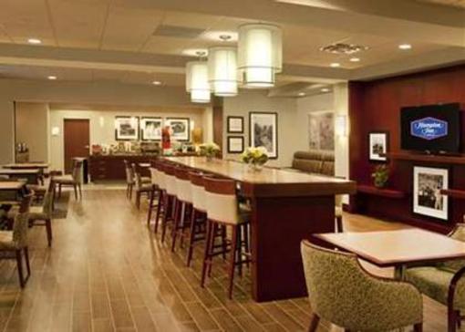 фото отеля Hampton Inn Toronto Brampton