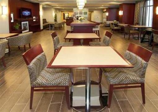 фото отеля Hampton Inn Toronto Brampton