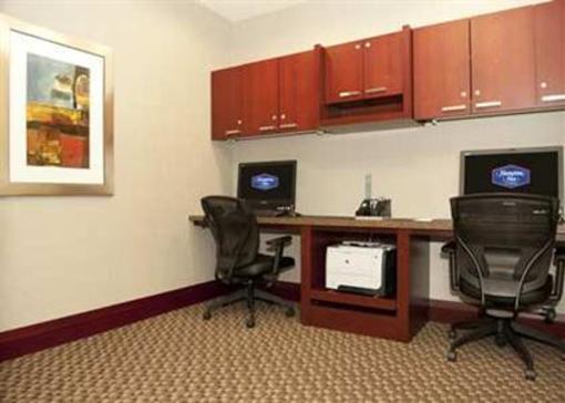 фото отеля Hampton Inn Toronto Brampton