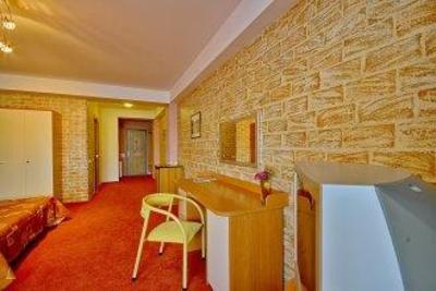 фото отеля Mini-otel YAkht-Klub