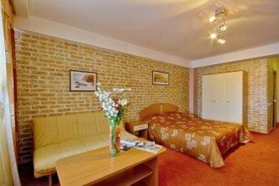 фото отеля Mini-otel YAkht-Klub