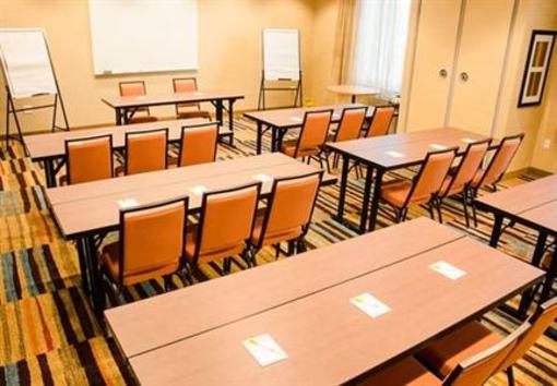 фото отеля Fairfield Inn & Suites Moncton