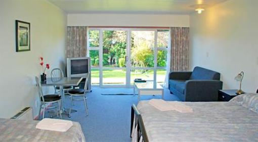 фото отеля Golden Bay Motel