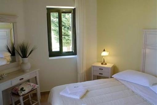 фото отеля Asplathia Villas