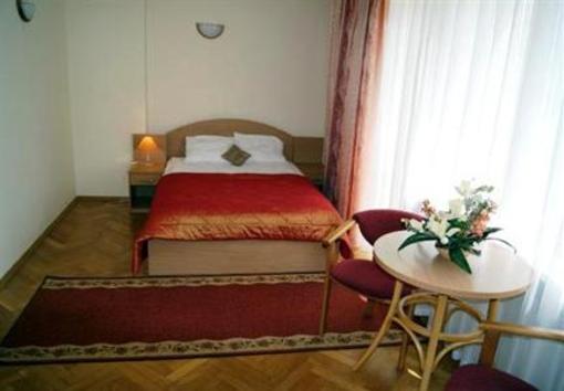 фото отеля Perla Lesna Hotel Nadarzyn